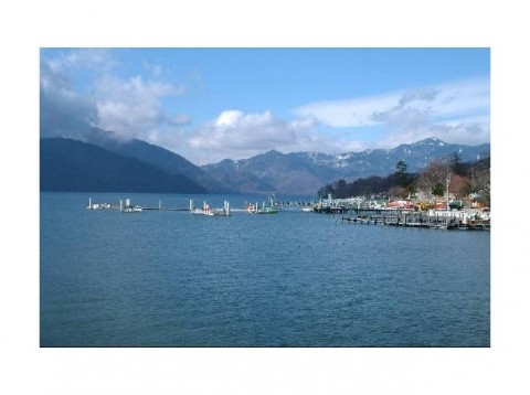 3092292-Lake_Chuzenji_ko_in_Nikko-Tochigi_ken